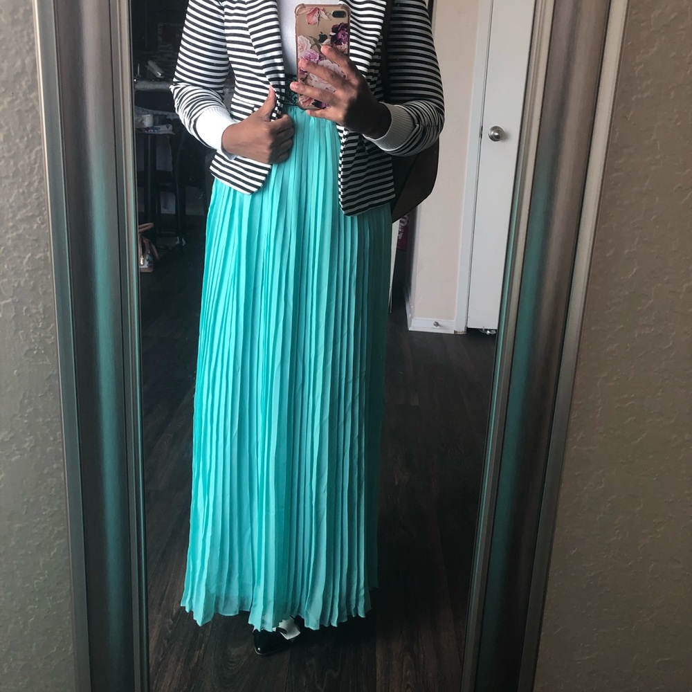 Mint Pleated Maxi Skirt
